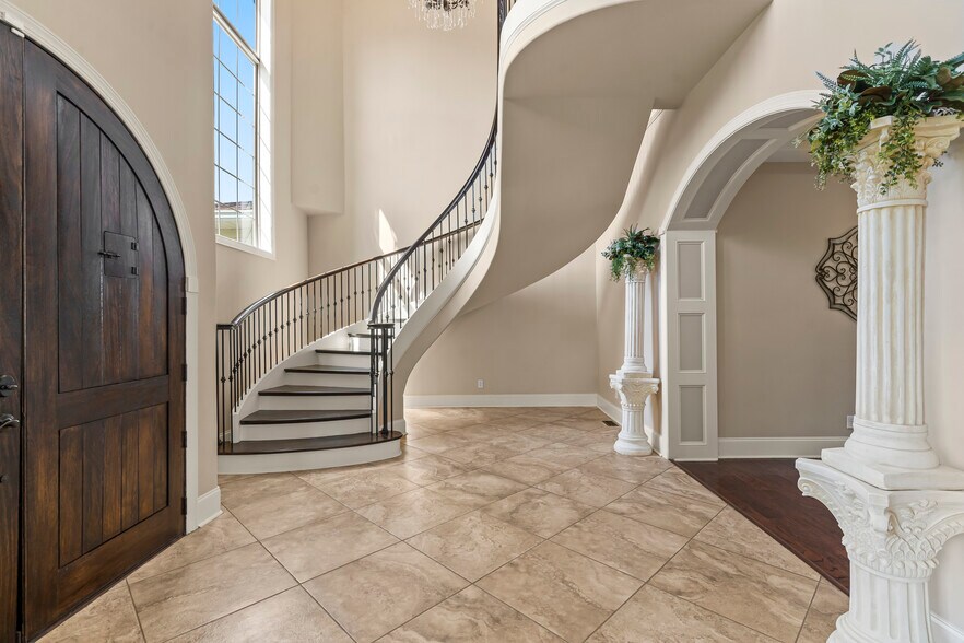 More Photos Of 220 Fincher Rd, Pauline Lodge Meeting Hall For Sale