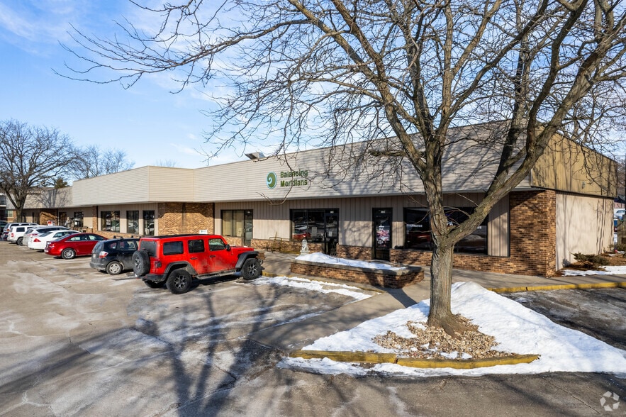 More Photos Of 112-156 Owen Rd, Madison Office For Lease