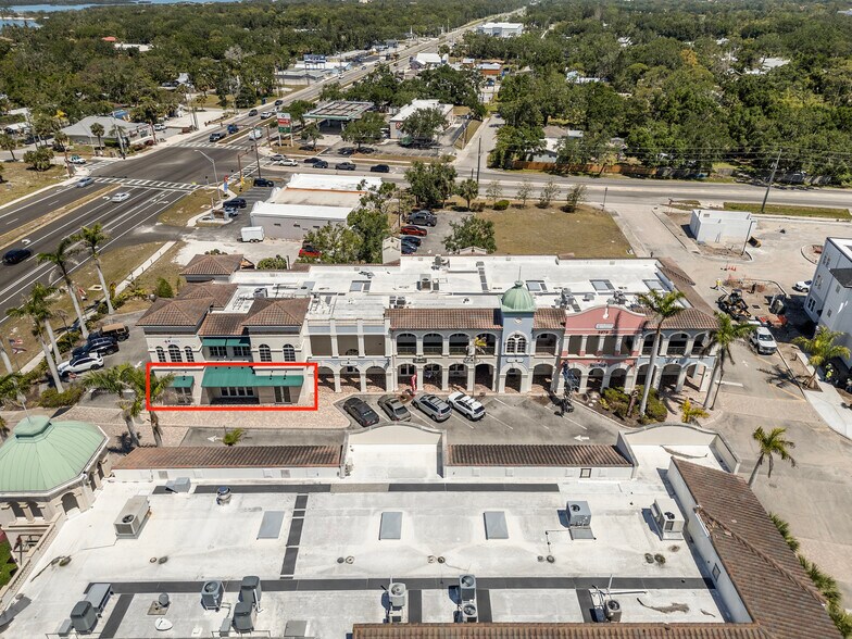 More Photos Of 3976 Destination Dr, Osprey Storefront For Lease