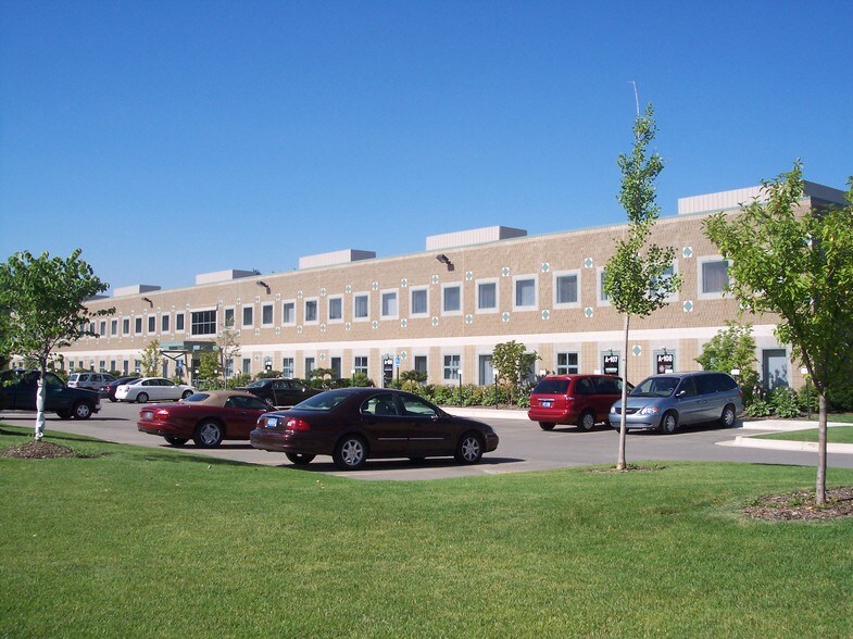 More Photos Of 29445 Beck Rd, Wixom Research And Development For Lease