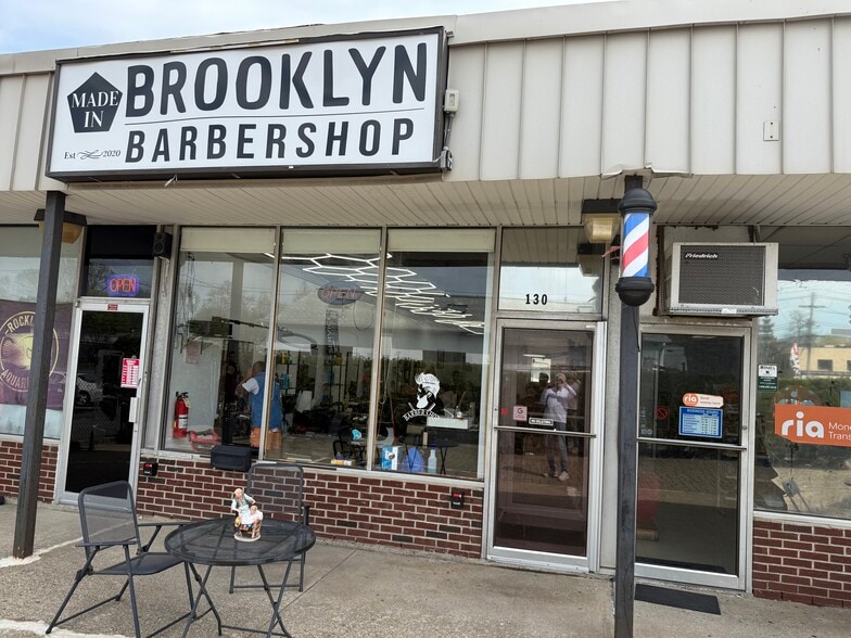 More Photos Of 110-132 Rt-304, Nanuet Storefront Retail Office For Sale