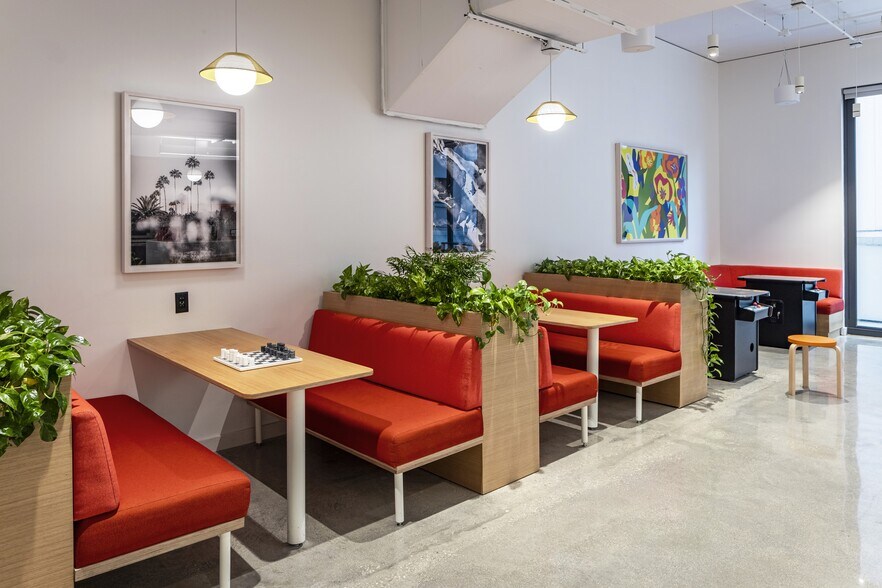 More Photos Of 2222 Ponce de Leon Blvd, Coral Gables Office For Lease