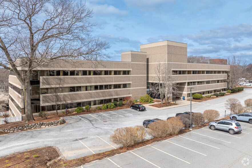 Primary Photo Of 400 Unicorn Park Dr, Woburn Office For Lease