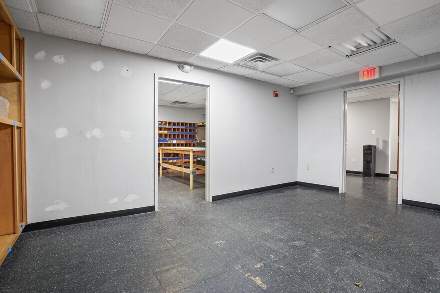 More Photos Of 47 Purdy St, Harrison Medical For Lease