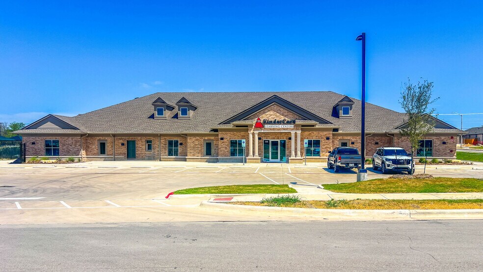 Primary Photo Of 1926 Windy Hill Rd, Kyle General Retail For Sale