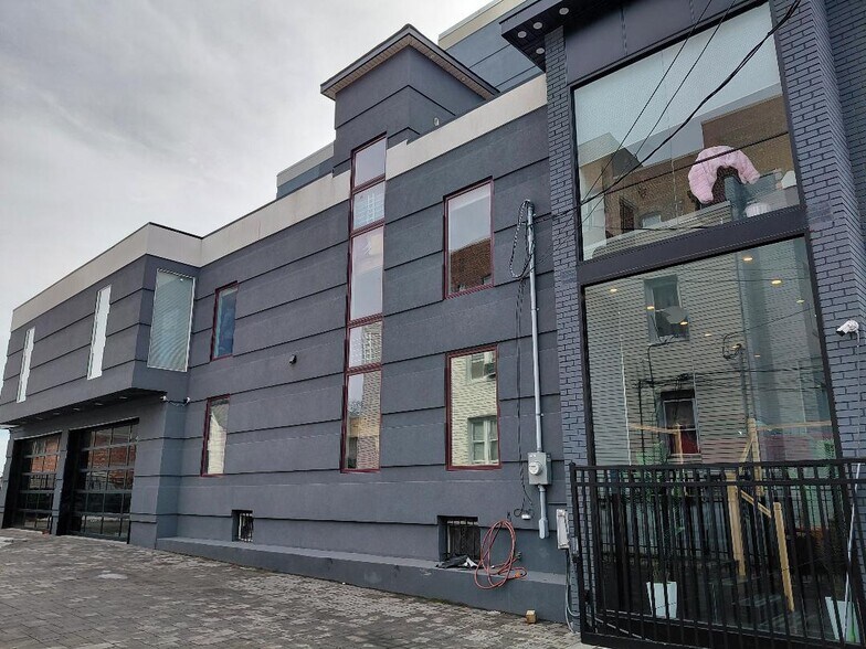 More Photos Of 422 Anderson Ave, Cliffside Park General Retail For Sale