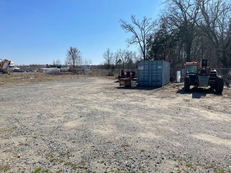 More Photos Of 4950 Stough Rd SW, Concord Flex For Sale