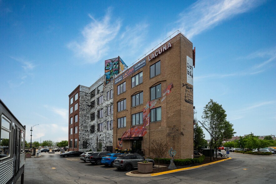 More Photos Of 2150 S Canalport Ave, Chicago Loft Creative Space For Lease