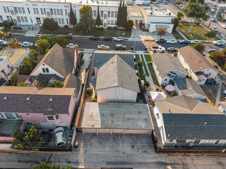 More Photos Of 1070 Freeman Ave, Long Beach Apartments For Sale