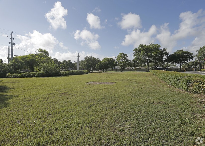 Primary Photo Of 801 W Hallandale Beach Blvd, Hallandale Beach Land For Lease
