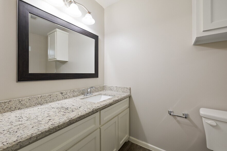 More Photos Of 2021 Stardust Ln, Edinburg Multifamily For Sale