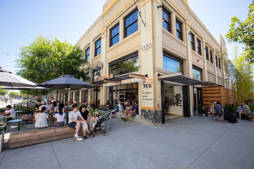 More Photos Of 777 S Alameda St, Los Angeles Unknown For Lease