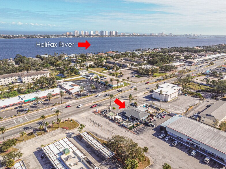 More Photos Of 2036 S Ridgewood Ave, Daytona Beach Medical For Sale