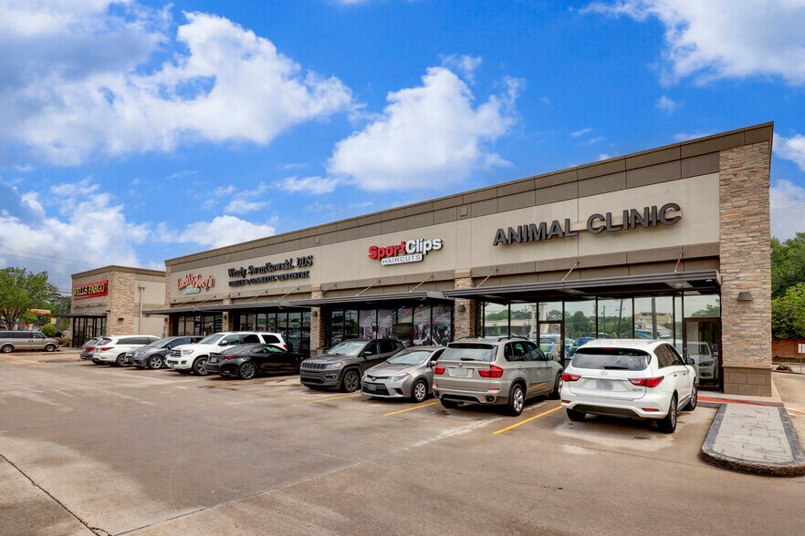 More Photos Of 14001-14075 Memorial Dr, Houston Unknown For Lease