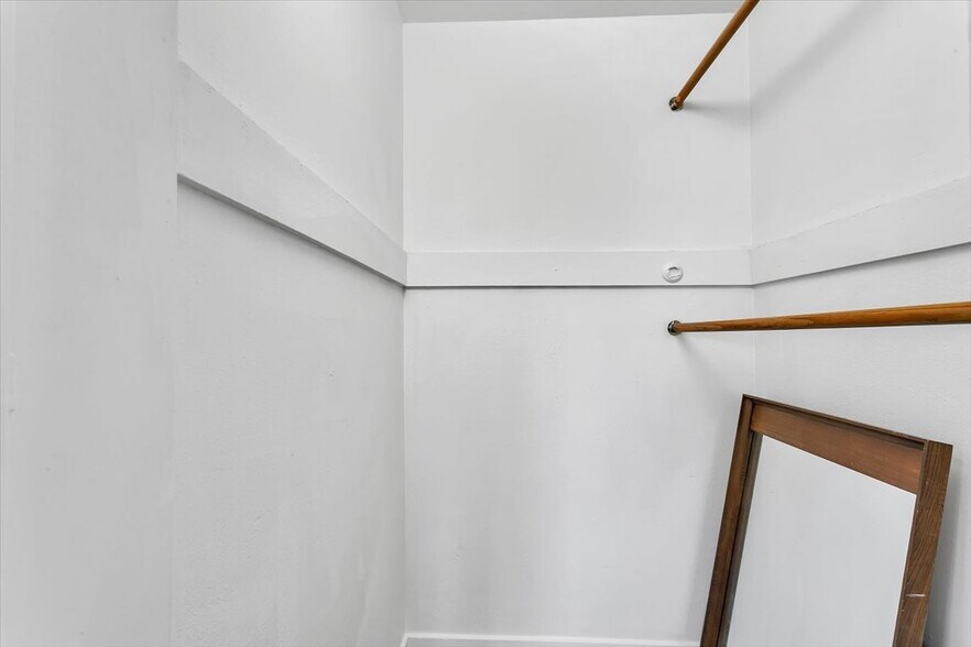 More Photos Of 3300 Harrison St, Oakland Apartments For Sale