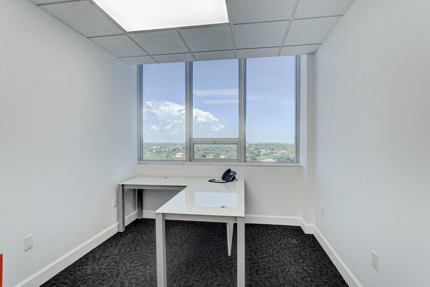 More Photos Of 2455 E Sunrise Blvd, Fort Lauderdale Loft Creative Space For Lease