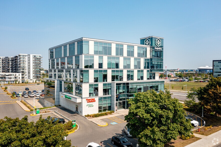 More Photos Of 3111 Boul Saint-Martin O, Laval Office For Lease