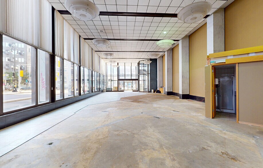 More Photos Of 250 Portage Av, Winnipeg Office For Sale