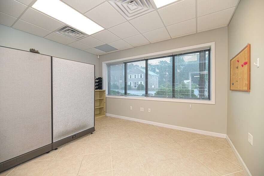 More Photos Of 106 Tyngsboro Rd, North Chelmsford Fast Food For Sale