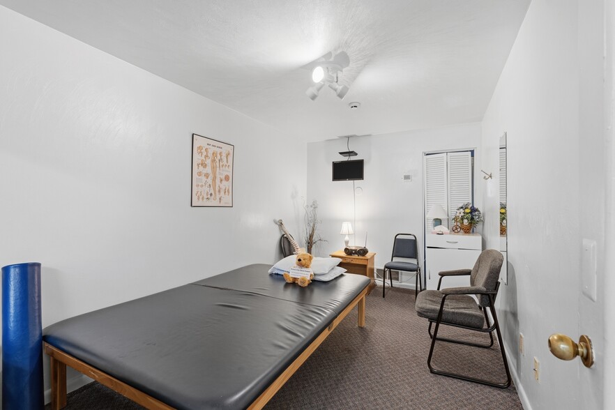 More Photos Of 507 Pittsburgh St, Springdale Rehabilitation Center For Sale