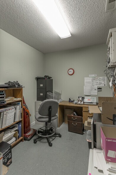 More Photos Of 4808 Hixson Pike, Hixson Office For Sale
