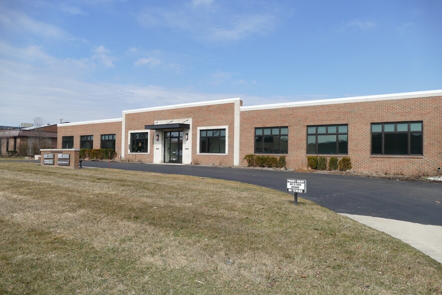 Primary Photo Of 2718 Industrial Row Dr, Troy Office For Lease