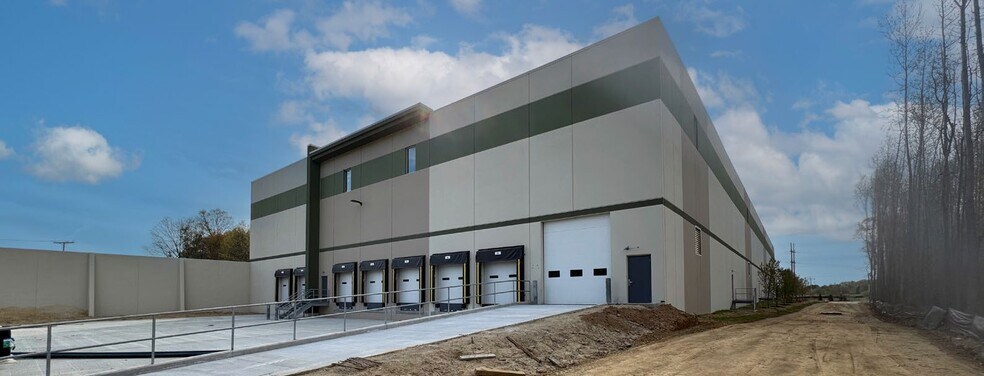 Primary Photo Of 219 Wyckoff Mills Rd, East Windsor Warehouse For Lease