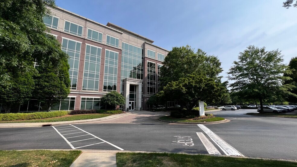 More Photos Of 1735 N Brown Rd, Lawrenceville Office For Lease