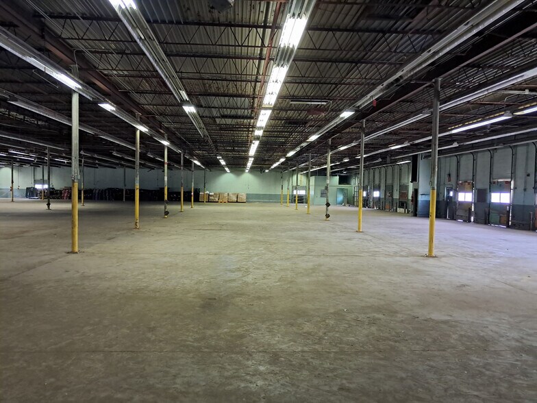 More Photos Of 1651 Kerr Dr, Jackson Unknown For Lease