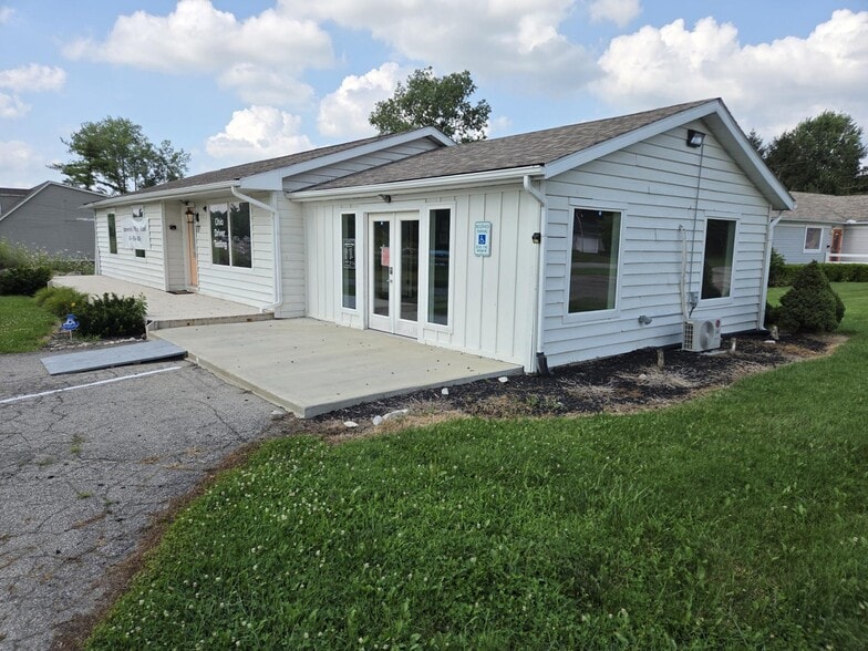 Primary Photo Of 77 Orangewick Dr N, Lewis Center Office For Lease