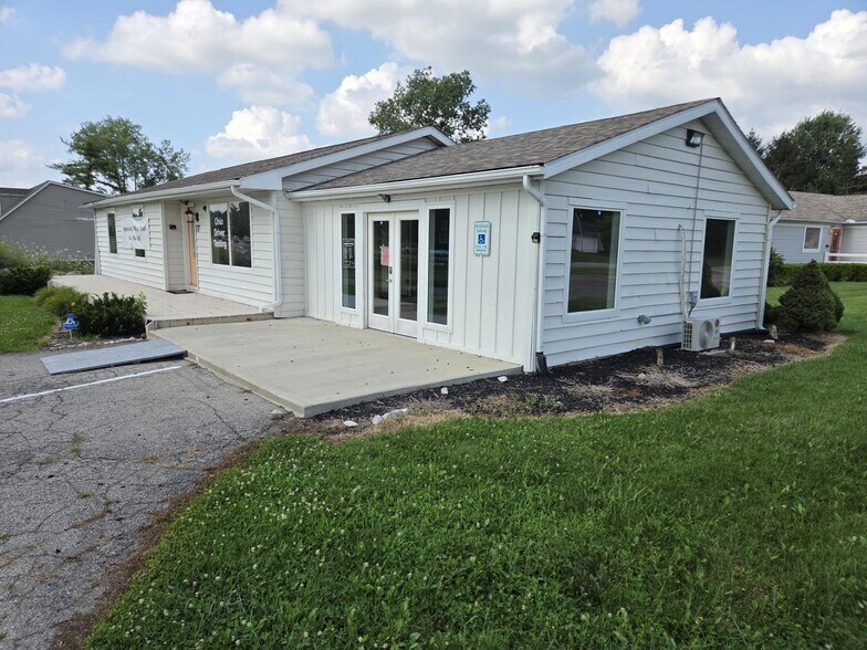 Primary Photo Of 77 Orangewick Dr N, Lewis Center Office For Lease