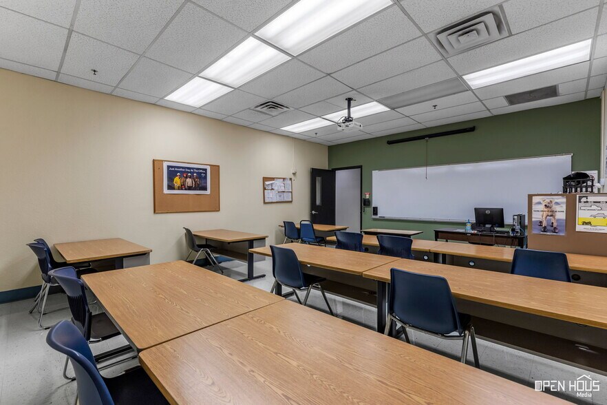 More Photos Of 2813 Central Fwy E, Wichita Falls Industrial For Sale