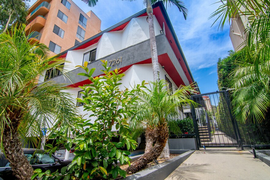 More Photos Of , Los Angeles Multifamily For Sale