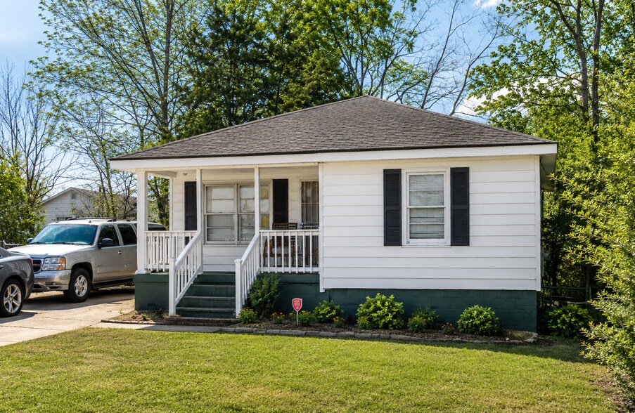 More Photos Of 1410 June St, Griffin Specialty For Sale