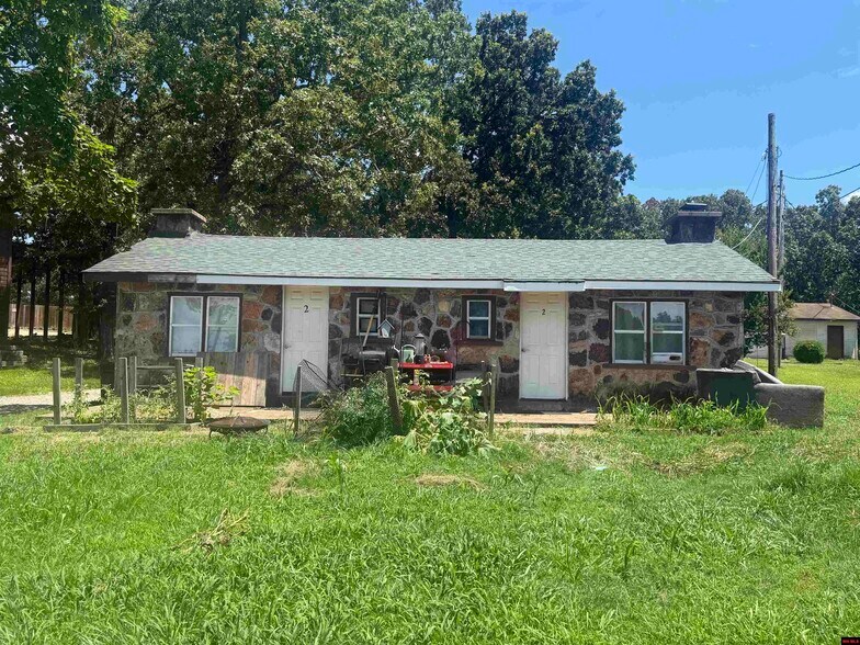More Photos Of 166 County Road 806, Gamaliel Multifamily For Sale