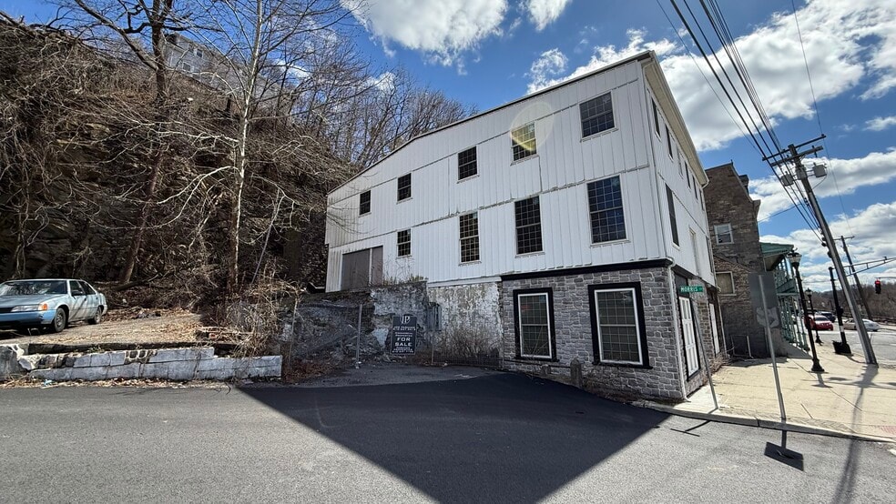 More Photos Of , Phillipsburg General Retail For Sale