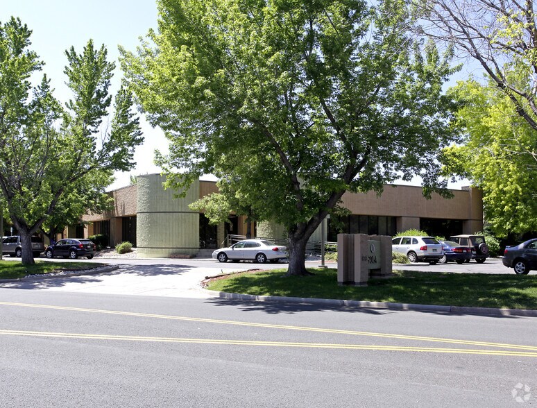 Primary Photo Of 6001 S Willow Dr, Greenwood Village Flex For Lease
