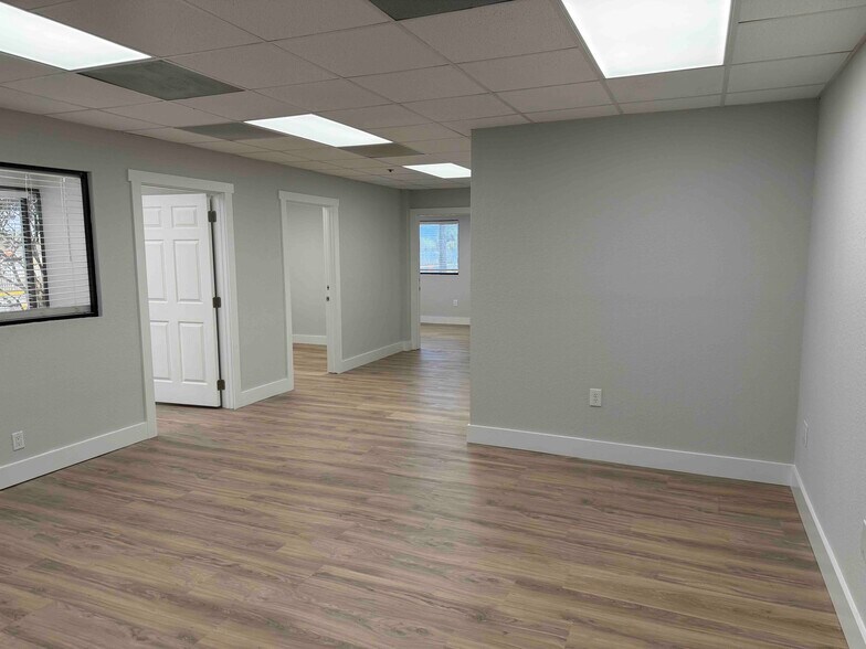 More Photos Of 8660 W Irlo Bronson Memorial Hwy, Kissimmee Apartments For Lease