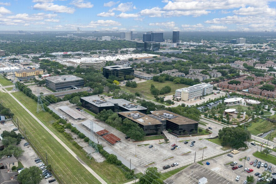 More Photos Of 3000 Wilcrest Dr, Houston Unknown For Lease