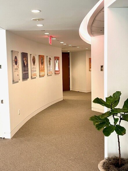More Photos Of 701 N Fairfax St, Alexandria Office For Lease