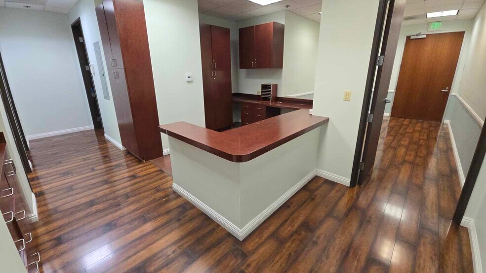 More Photos Of 15775 Laguna Canyon Rd, Irvine Medical For Lease