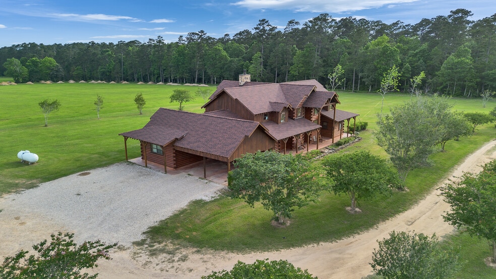 More Photos Of 325 Forest Service 217 Rd, Shepherd Specialty For Sale