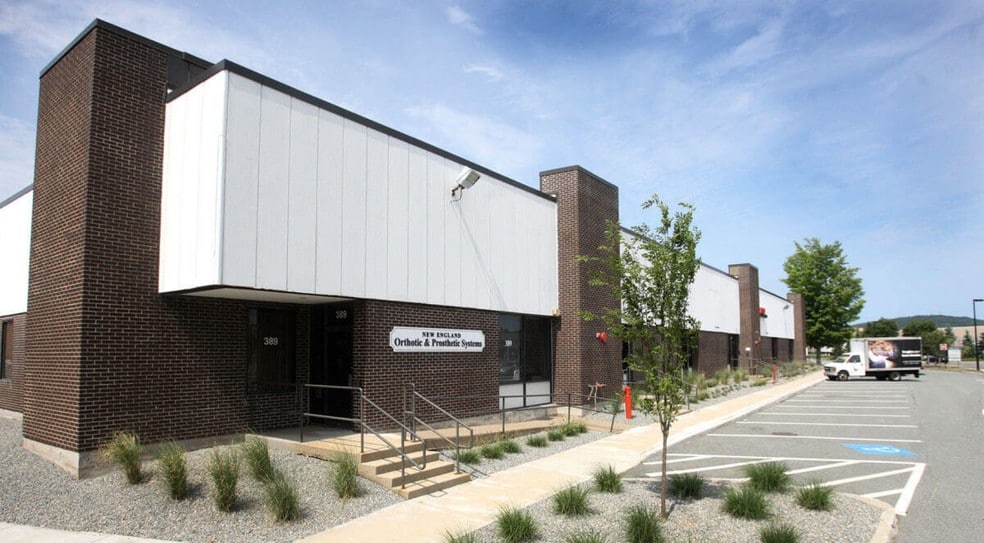 More Photos Of 375-395 University Ave, Westwood Light Manufacturing For Lease