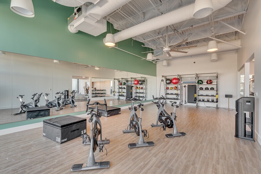 More Photos Of 6105 Tennyson Pky, Plano Unknown For Lease