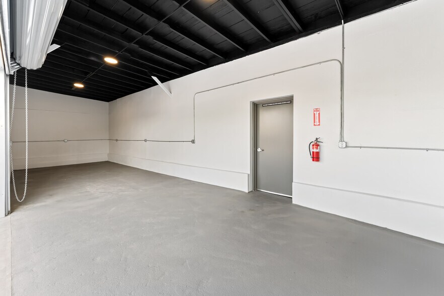 More Photos Of 1450 Cota Ave, Long Beach Industrial For Sale
