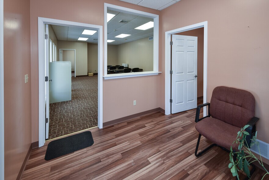More Photos Of 1200 S Hartshorn Rd, Lakeside Marblehead Warehouse For Sale
