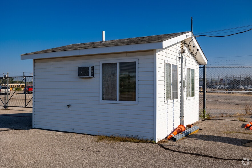 More Photos Of 4300 Church Rd, Centreville Land For Lease