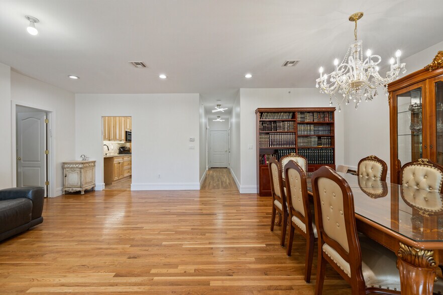More Photos Of 68 Main St, Monsey Apartments For Sale