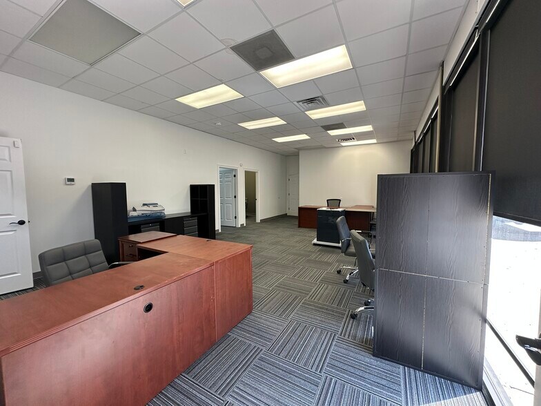 More Photos Of 516 N Burnside Ave, Gonzales Freestanding For Lease