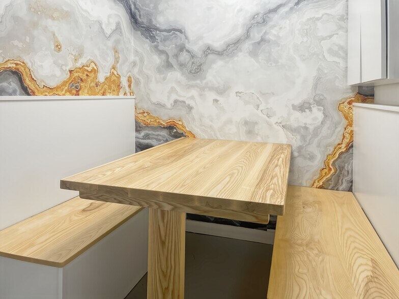 More Photos Of 511 N Boardwalk, Rehoboth Beach Coworking Space